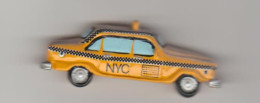 -Souvenir Fridge Magnet -New York Taxi Cab - Transports