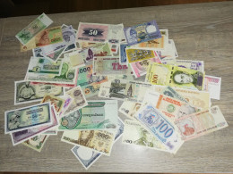 LOT DE 70 BILLETS DU MONDE TOUS DIFFERENTS - Lots & Kiloware - Banknotes