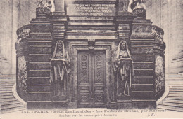 Postcard - Paris - Hôtel Des Invalides - Les Portes De Bronze, Par Merneut - Card No. 454 - VG - Unclassified