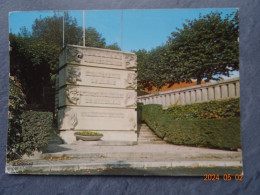 LE MONUMENT COMMEMORATIF DE LA RESISTANCE - Chauny
