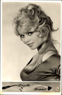 CPA Schauspielerin Brigitte Bardot, Portrait - Actores