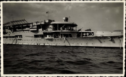 Photo CPA Crikvenica Kroatien, Britisches Kriegsschiff ?, Flugzeugträger - Kroatien