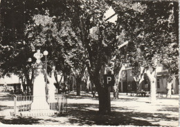 Rousset,la Place Paul Borde - Rousset