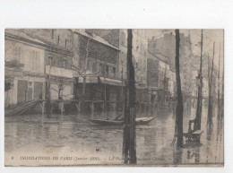 AJC - Inondations De Paris ( Janvier 1910 ) - Les Passerelles Rue Saint Charles - Autres Monuments, édifices