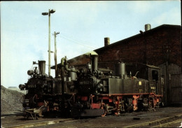 CPA Eisenbahn, Schmalspurbahn Oschatz Kemmlitz, Dampflokomotive 991562, 991574, Lokschuppen Mügeln - Treni