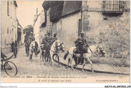 ADEP11-60-1018 - SENLIS - Guerre De 1914 - Patrouille De Chasseurs Dans Les Environs De Senlis  - Senlis