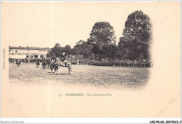 ADEP8-60-0657 - COMPIEGNE - Une Revue Du Parc - Compiegne