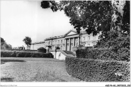 ADEP6-60-0523 - COMPIEGNE - Le Château - 18e Siècle - Vue Du Parc - Compiegne