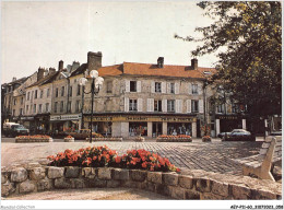 AEYP11-60-0927 - CREPY-EN-VALOIS - Oise - La Place Du Paon   - Crepy En Valois