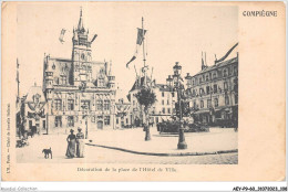 AEYP9-60-0795 - COMPIEGNE - Décoration De La Place De L'hôtel De Ville  - Compiegne