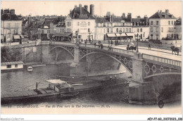 AEYP7-60-0629 - COMPIEGNE - Vue Du Pont Vers La Rue Solférino - Compiegne