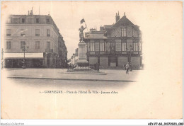 AEYP7-60-0616 - COMPIEGNE - La Place De L'hôtel De Ville - Jeanne D'arc  - Compiegne