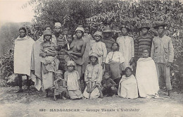 Madagascar - Groupe D'indigènes Tanala à Vohidahy - Ed. Messageries Maritimes 393 - Madagascar