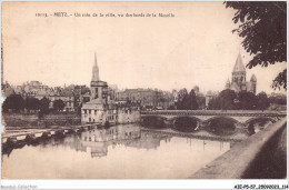 AIEP5-57-0517 - METZ - Un Coin De La Ville - Vu Des Bords De La Moselle - Metz