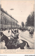 AFEP8-57-0656 - METZ - 19 Novembre 1918 - Des Aviateurs Français - Survolant Très Bas Les Rues De La Ville  - Metz