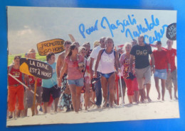 AUTOGRAPHE DE MATHILDE SEIGNER SUR PHOTO - Actores Y Comediantes 