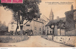 15 - CONDAT EN FENIERS - SAN54169 - Place De La Fontaine - Condat