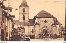 19.SAN58966.Corrèze.Lubersac.Eglise Et La Place - Other & Unclassified