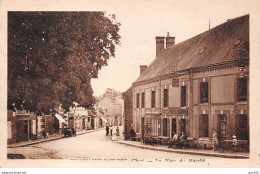 18-AM21603.Brinon Sur Sauldre.La Place Du Marché - Brinon-sur-Sauldre