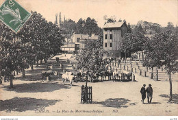 14 - LISIEUX - SAN51397 - La Place Du Marché Aux Bestiaux - Lisieux