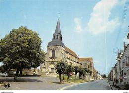 18. N° Kri10294 . Chateaumeillant  .l'eglise  . N°1 . Edition Du Lys  . Cpsm 10X15 Cm . - Châteaumeillant