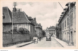 14 - Pont L'Evêque - SAN21401 - Route De Lisieux Vers Le Tribunal - Pont-l'Evèque