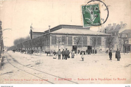 18 - BOURGES - SAN50320 - Boulevard De La République - Le Marché - En L'état - Décollée - Bourges