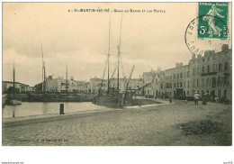 17.SAINT MARTIN DE RE.n°9791.QUAIS DU BASSIN ET LES HOTELS - Saint-Martin-de-Ré