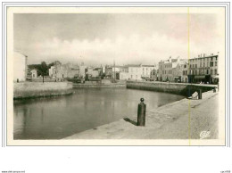 17.SAINT MARTIN DE RE.LES QUAIS.CPSM - Saint-Martin-de-Ré