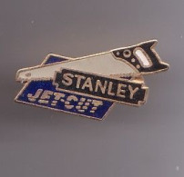 Pin's Outillage Stanley Jet Cut La Scie à Bois Scie égoïne Réf 671 - Markennamen