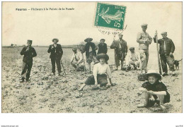 17  . N° 43127 . Fouras . Pecheurs A La Pointe De La Fumée - Fouras-les-Bains