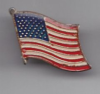 Pin's Drapeau Etats Unis D' Amérique Réf 4999 - Città