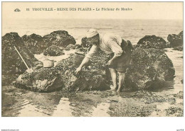 14.TROUVILLE.n°13212.REINE DES PLAGES.LE PECHEUR DE MOULES - Trouville
