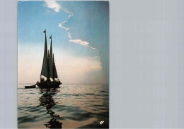 Voilier En Mer, Poème De Victor Hugo - Sailing Vessels