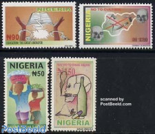 Nigeria 2004 Children Day 4v, Mint NH, Health - Science - Various - Food & Drink - Health - Smoking & Tobacco - Educat.. - Alimentación