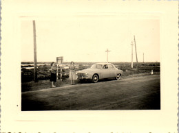 Photographie Photo Vintage Snapshot Amateur Automobile Voiture Auo  - Automobiles