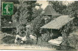 NESLES LA VALLEE - UN COIN Du SAUSSERON - LE  LAVOIR - - Nesles-la-Vallée