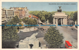 R118808 Wellington Arch And Piccadilly. London. 1954 - Otros & Sin Clasificación