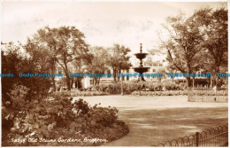 R118857 Old Steine Gardens. Brighton. Sweetman. No 52599. RP. 1953 - Welt