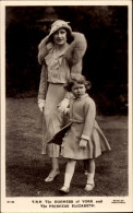 CPA Die Duchesse Von York Und Princesse Elizabeth - Royal Families