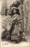 CPA Korsika, Frau In Volkstracht, Wasserträgerin - Costumes