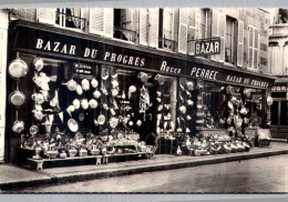 Villedieu-les-Poêles, Le Grand Bazar Du Progrès, Roger Perrée, Spécialité De Cuivrerie, Photo Verrier /   120 - Villedieu