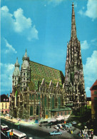 VIENNA, CHURCH, ARCHITECTURE, CARS, TOWER, BUS, AUSTRIA, POSTCARD - Kerken
