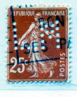 Perforé LM 96 Sur 235 - Used Stamps