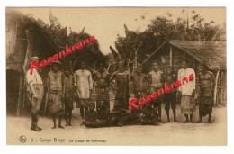Belgisch Congo Belge Colonial Belge Avec Un Groupe De Bafenunga Tribe Tribu Indigènes Natives Colonialisme - Belgian Congo