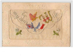 Carte Brodée To My Dear Wife Drapeaux Et Papillon - Bestickt