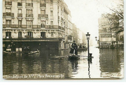 PARIS - Inondations Du XVème - Place Beaugrenelle - De Overstroming Van 1910
