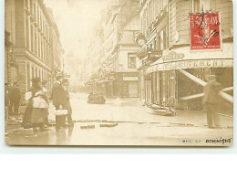 PARIS - Inondations - Rue St Dominique - Überschwemmung 1910