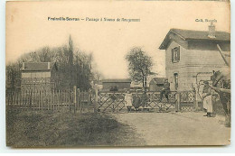 FREINVILLE-SEVRAN - Passage à Niveau De Rougemont - état - Altri & Non Classificati