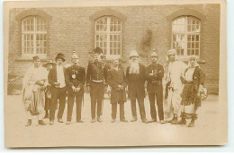 Allemagne - WIESBADEN 1921 - RPPC - Hommes Déguisés - Wiesbaden